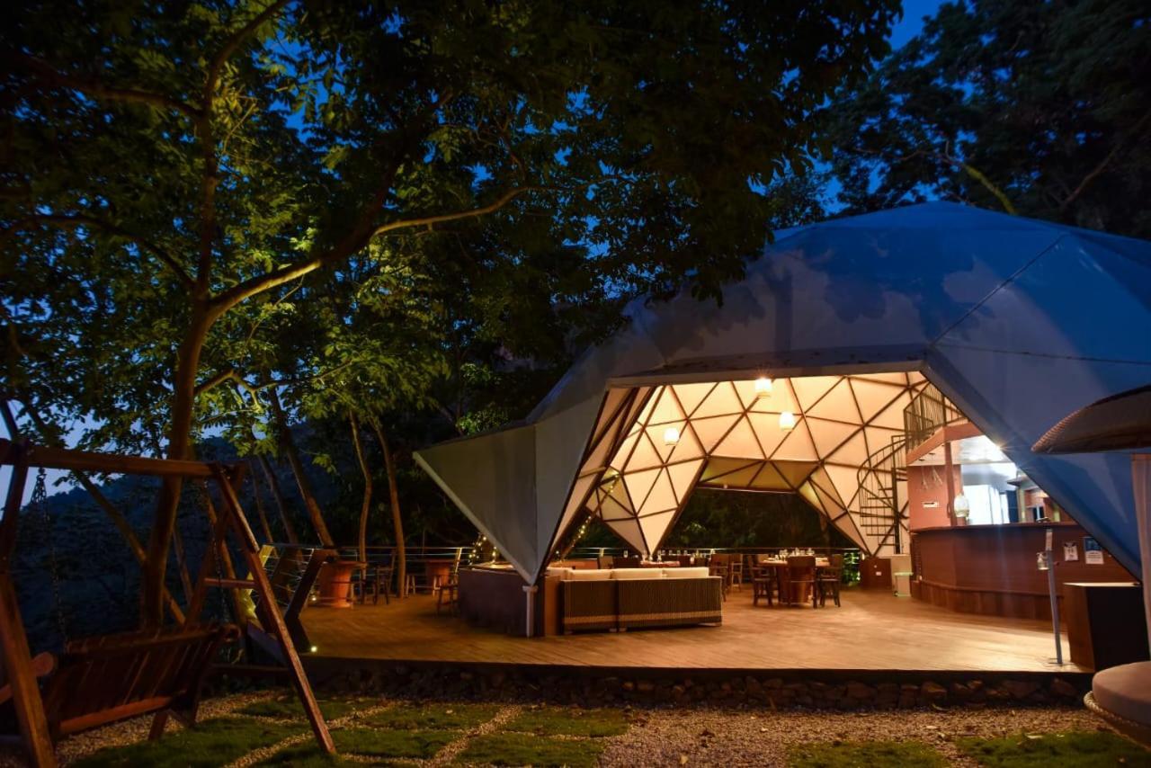 فندق Trekker Glamping مينسا المظهر الخارجي الصورة