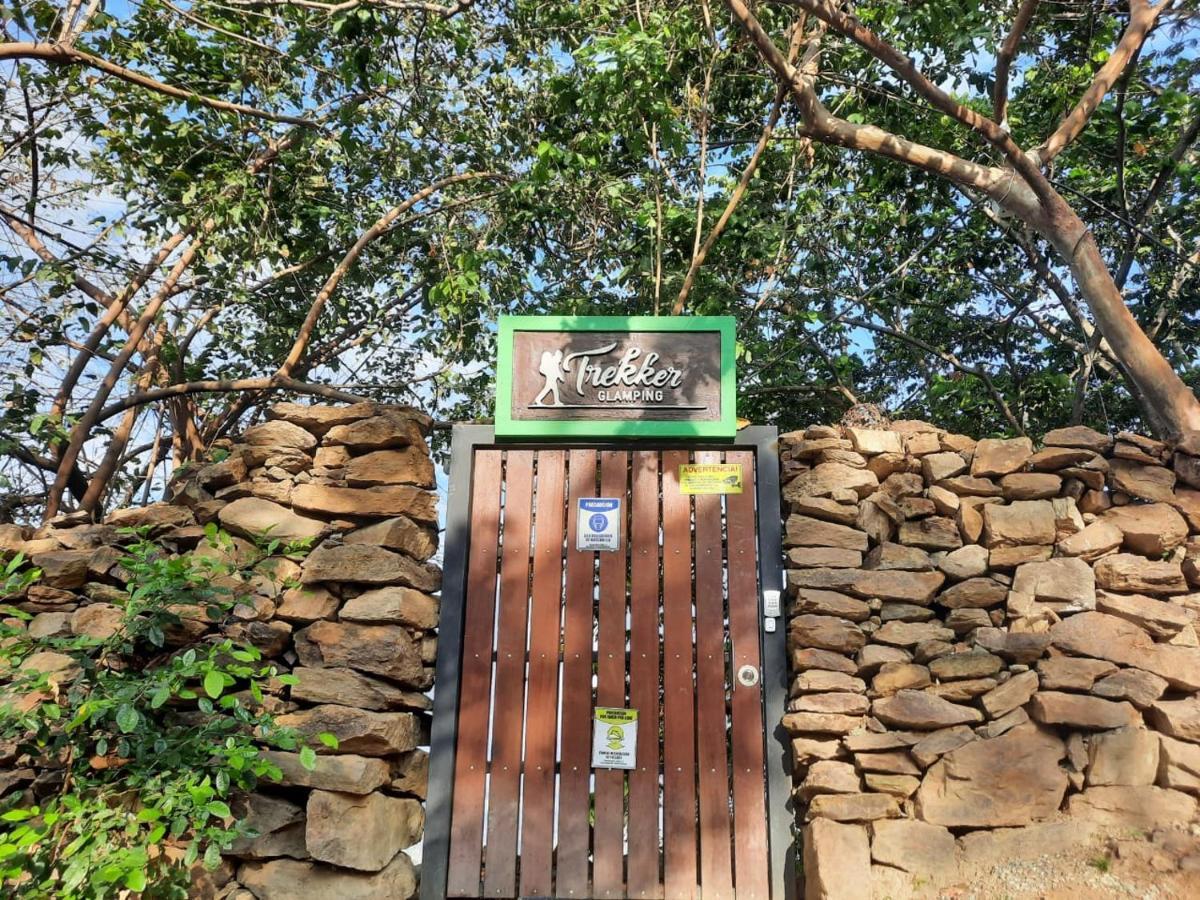 فندق Trekker Glamping مينسا المظهر الخارجي الصورة