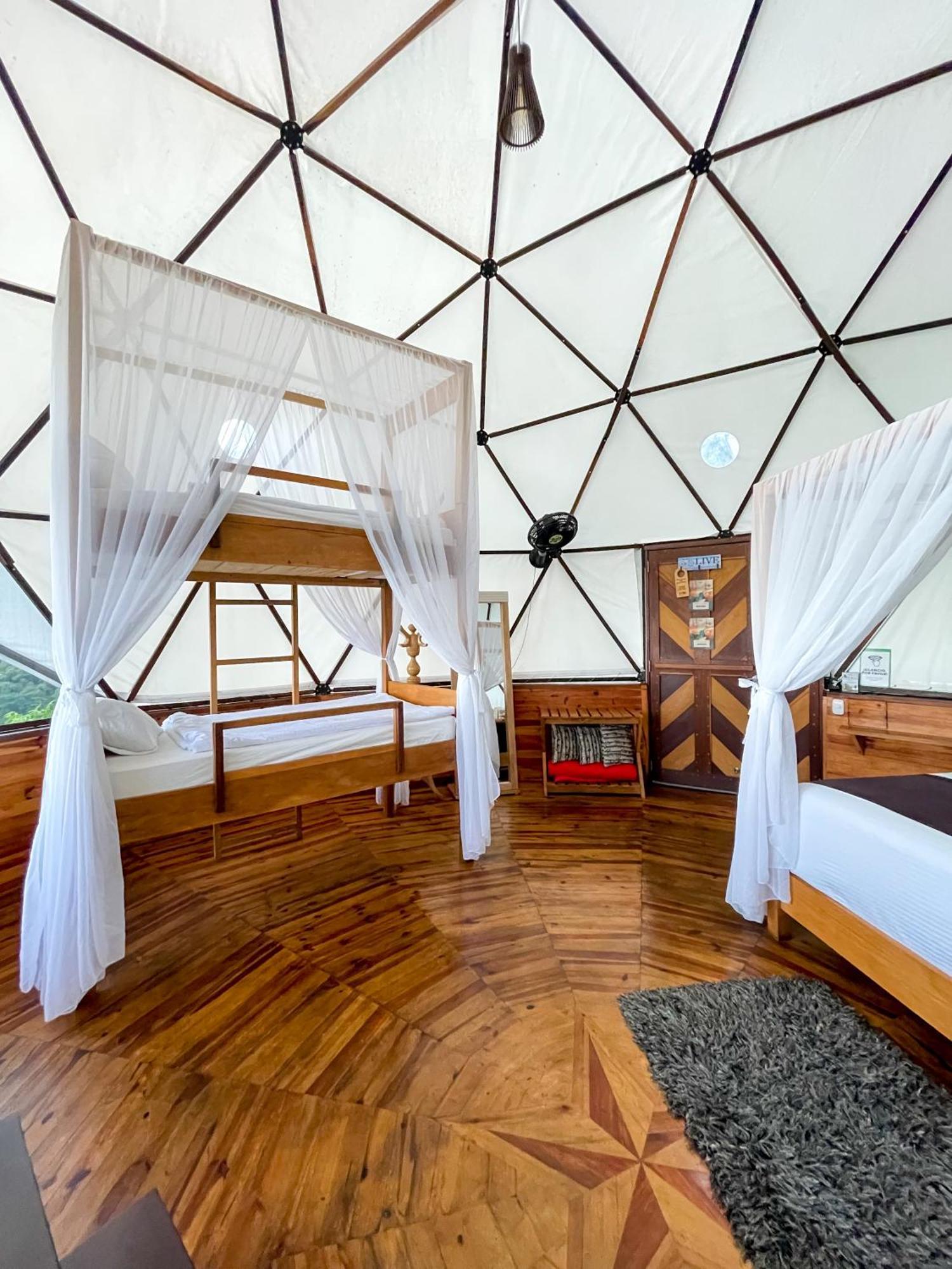 فندق Trekker Glamping مينسا المظهر الخارجي الصورة